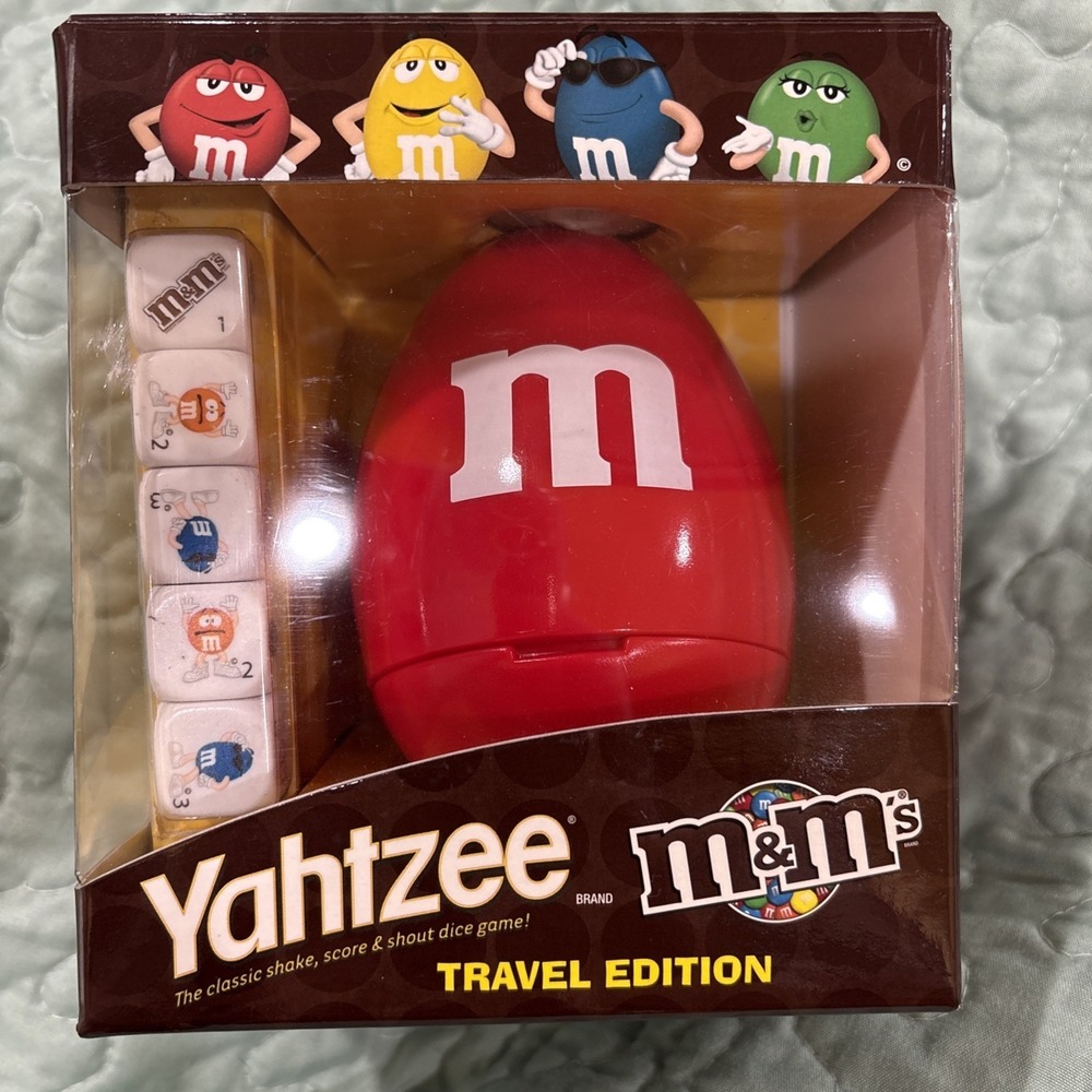 M&M's Yahtzee Travel Edition Dice Game Red Case USAopoly Hasbro-complete